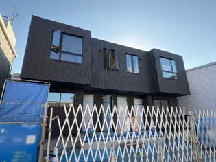 WISTERIA【2階】の外観