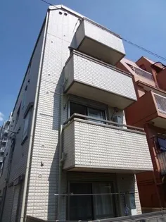 東京都新宿区弁天町【マンション】の外観