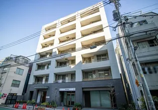 東京都新宿区若葉2【マンション】の外観