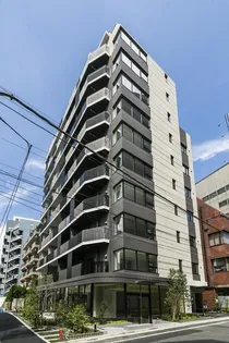 パークアクシス南青山七丁目【2階】の外観