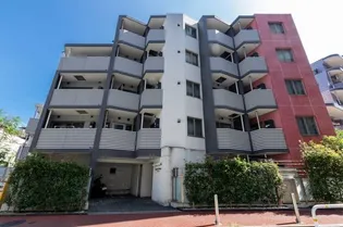 東京都品川区西五反田8【マンション】の外観