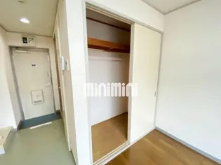 ダンディリオン松戸【1階】の内装