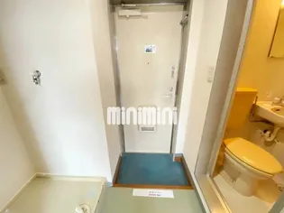 ダンディリオン松戸【1階】の玄関