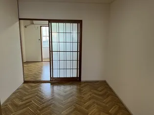 サンハイツ【1階】の居間