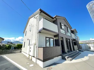 メゾン・ド・クーネル【2階】の外観