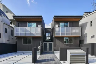 東京都新宿区西落合4【一戸建】の外観