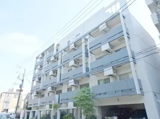 パーク・アヴェニュー【2階】の外観