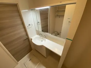 グランシャリオB棟【3階】の内装