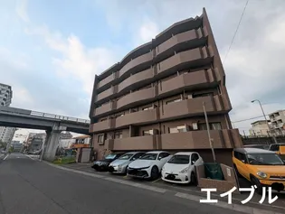 プレステージ郡元【5階】の外観