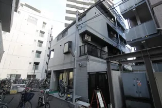 アゼリアヒルズ【3階】の外観