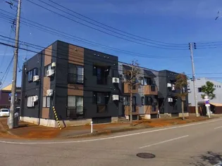 新潟県長岡市福山町【アパート】の外観