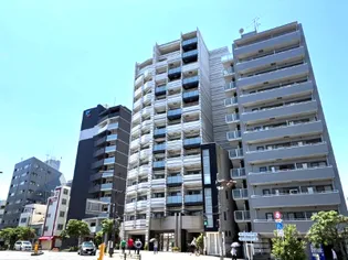 プレール・ドゥーク東新宿III【7階】の外観