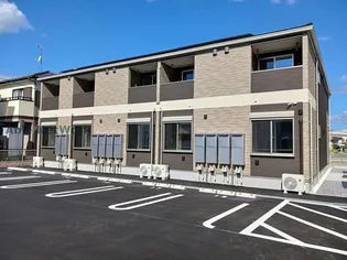 愛知県西尾市今川町馬捨場【アパート】の外観