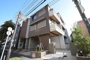 アリストレジデンス【1階】の外観