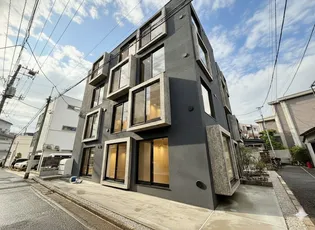 trias341【4階】の外観