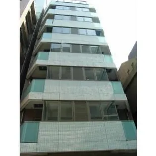 新橋アーバンコート【4階】の外観