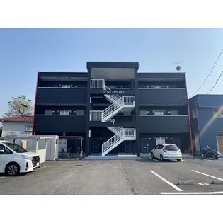 ヴィラ・スリジィエ【2階】の外観