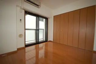 ライオンズマンション西麻布シティ【7階】の外観