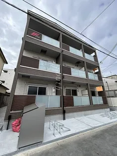 F asecia laso【1階】の外観
