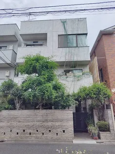 殿岡方【2階】の外観