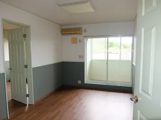 コンフォート笛田【1階】の居間