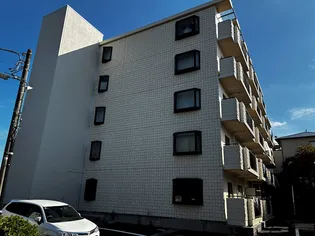 リバティーコートの画像