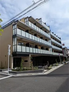 東京都中野区新井5【マンション】の外観