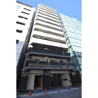 ルーエ本町【2階】の外観