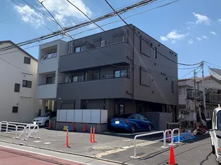 プティ サリチェの画像