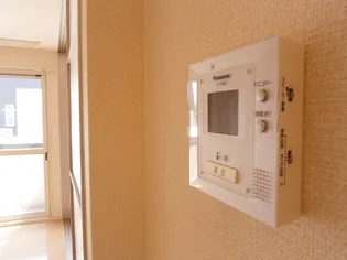 エランビタールNAKANISHI III棟【1階】の内装