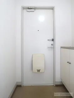 フレグランスA【2階】の玄関