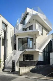 HACO JINGUMAEの外観