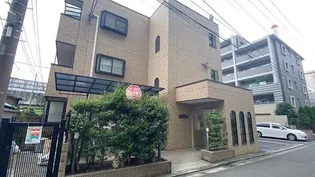 ラティーダ下並木の画像