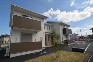 ルネス吉岡46号地【1階】の外観