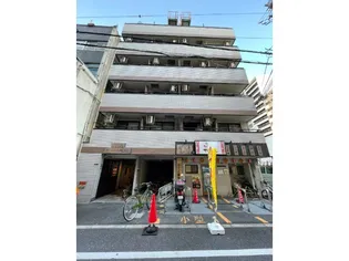 プレミアム本町【6階】の外観