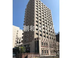 ファミーユオランダ通りの画像