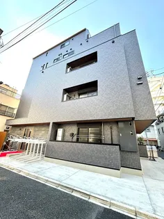 東京都新宿区四谷三栄町【マンション】の外観