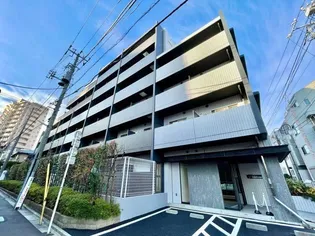 レジディア上落合【1階】の外観