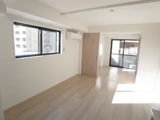 新宿ガーデンHSの画像