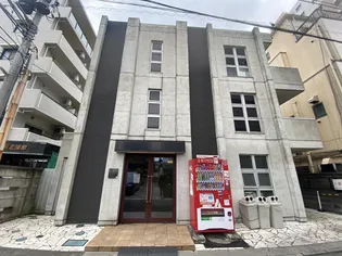 UN BRILLANTの画像