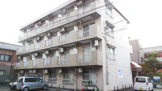 ロイヤルコーポ駅南の画像