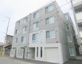 LA BELLAの画像