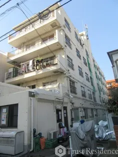 東京都荒川区東日暮里4【マンション】の外観