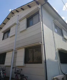 平和荘【2階】の外観