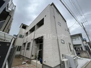 シャ・ガイ―ル【2階】の外観