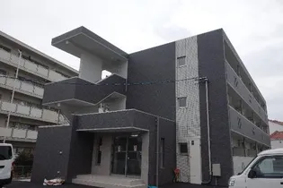 ステイシス久居【2階】の外観