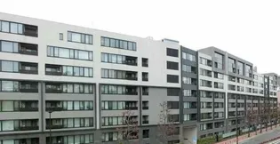 東京都港区南青山4【マンション】の外観