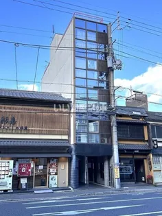 アパルトマン御所西【3階】の外観