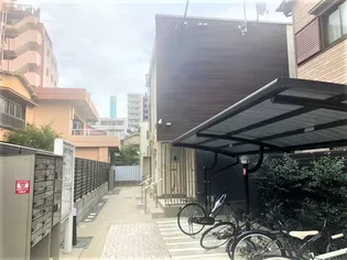 東京都足立区千住中居町【アパート】の外観