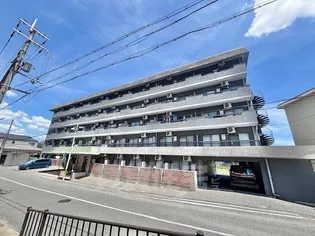 イーズ南春日丘【4階】の外観
